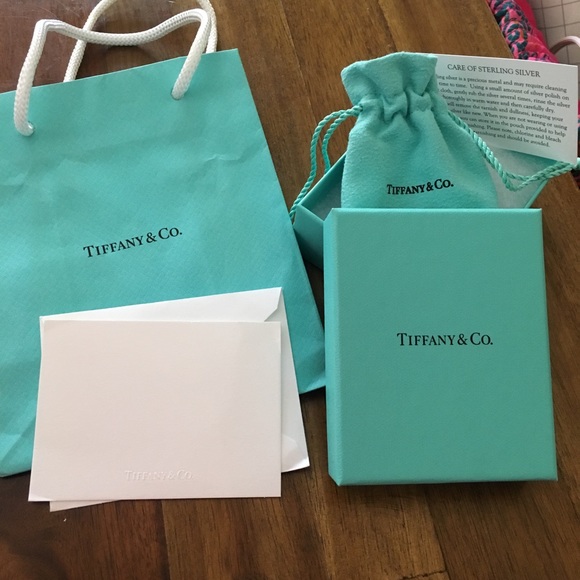 tiffany and co luggage set